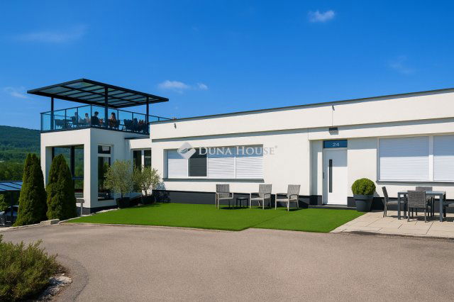 Eladó téglalakás, Budapesten, III. kerületben 219 M Ft, 3 szobás