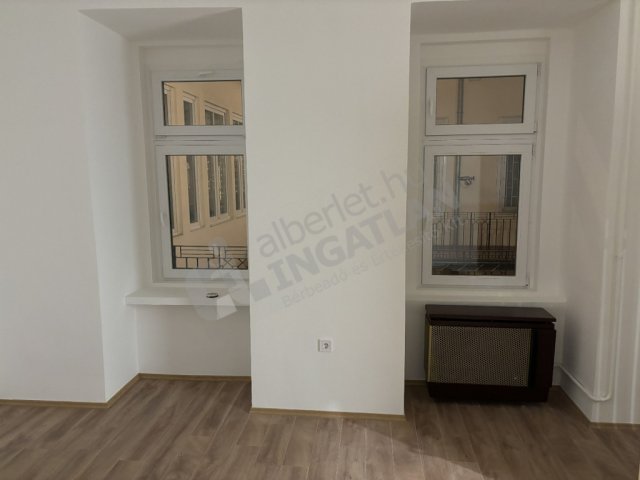 Kiadó téglalakás, albérlet, VI. kerületben, Révay utcában