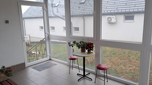 Eladó családi ház, Szolnokon 53.9 M Ft, 2 szobás