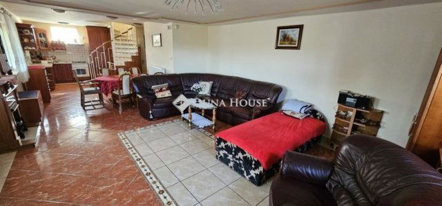 Eladó családi ház, Tápiószecsőn 118.5 M Ft, 2+2 szobás