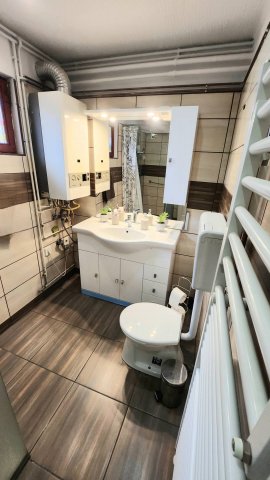 Eladó ikerház, Szigethalmon 83.5 M Ft, 3+1 szobás