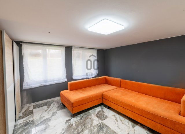 Eladó családi ház, Csóron 55 M Ft, 2 szobás