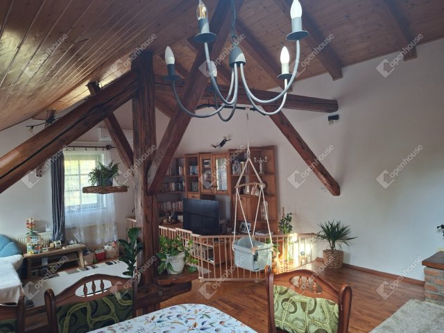 Eladó téglalakás, Kaposváron 69.9 M Ft, 3 szobás