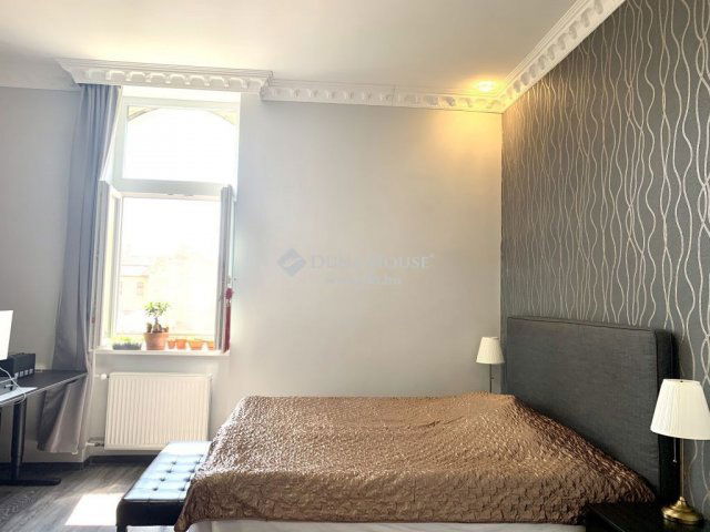 Eladó téglalakás, Budapesten, VI. kerületben 130 M Ft