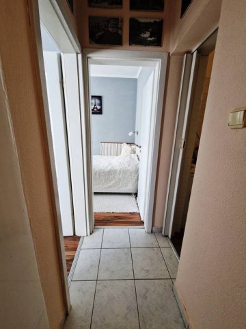 Eladó téglalakás, Vácon 63 M Ft, 3 szobás