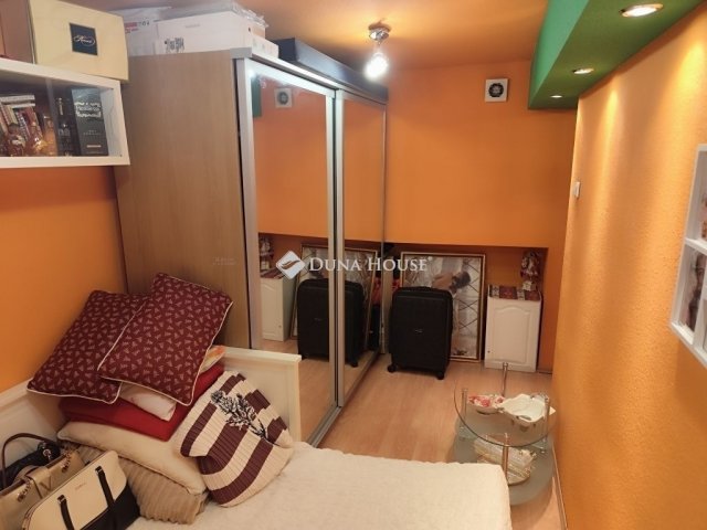 Eladó téglalakás, Budapesten, VII. kerületben 39 M Ft, 2 szobás