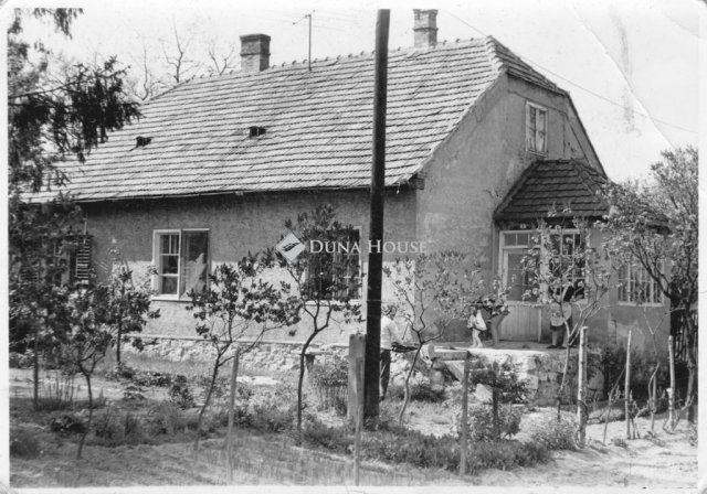 Eladó családi ház, Dunaalmáson 48.5 M Ft, 4 szobás