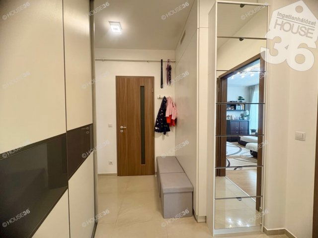 Eladó családi ház, Kecskeméten 10.49 M Ft, 4 szobás