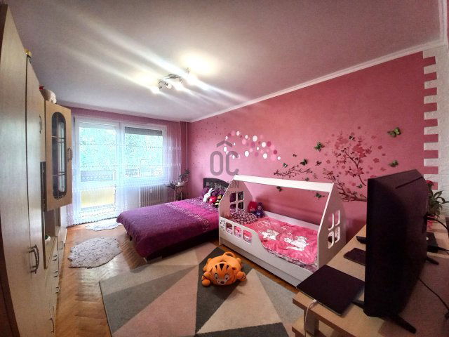 Eladó panellakás, Nyíregyházán 38.7 M Ft, 3 szobás