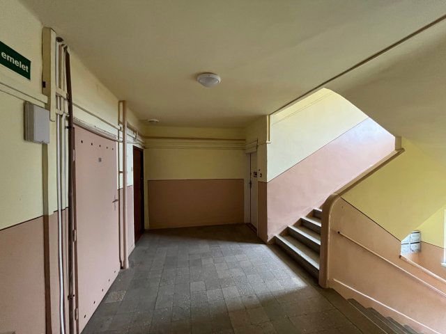 Eladó téglalakás, Miskolcon 18.5 M Ft, 2 szobás