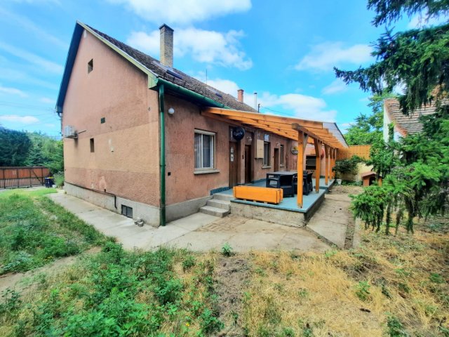 Eladó családi ház, Budapesten, XV. kerületben 99 M Ft