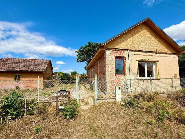 Eladó családi ház, Újszilváson 34.9 M Ft, 3 szobás