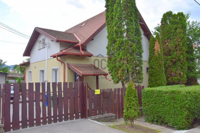 Eladó családi ház, Ürömön 88.9 M Ft, 3 szobás
