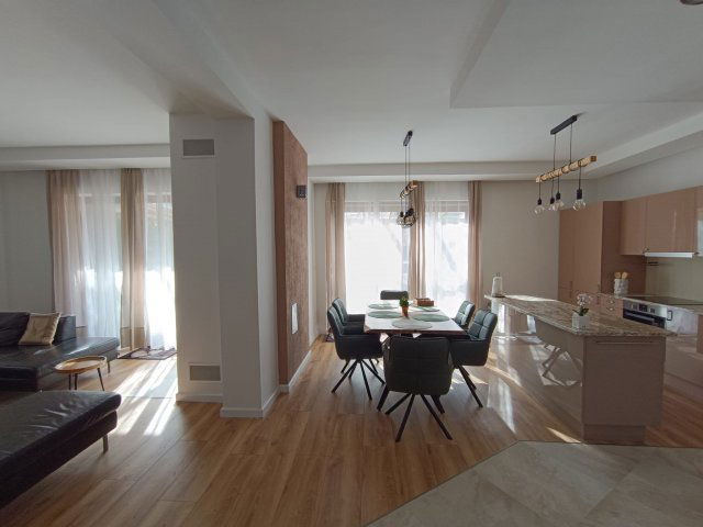 Kiadó családi ház, albérlet, Nagykovácsiban, Nagykovácsi úton