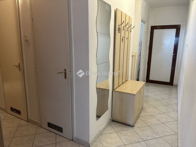 Eladó téglalakás, Budapesten, X. kerületben 69.99 M Ft, 3 szobás