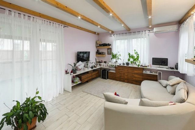 Eladó családi ház, Kecskeméten 89.5 M Ft, 4 szobás