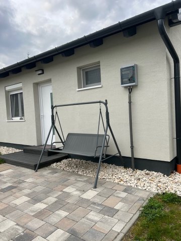 Kiadó családi ház, albérlet, Szentendrén 180 E Ft / hó
