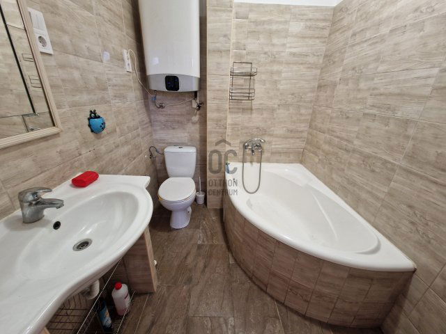 Eladó családi ház, Budakeszin 50.25 M Ft, 2 szobás