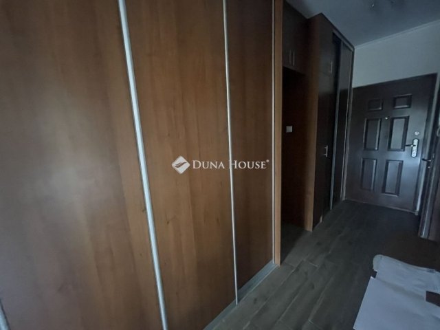 Eladó téglalakás, Kecskeméten 88 M Ft, 3 szobás