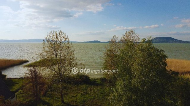 Eladó telek, Balatonfenyvesen 360 M Ft / költözzbe.hu