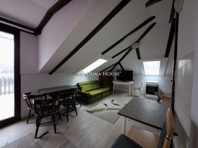 Eladó téglalakás, Sopronban, Frankenburg úton 89 M Ft, 5 szobás