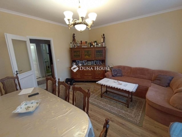 Eladó ikerház, Szegeden 117 M Ft, 5 szobás / költözzbe.hu