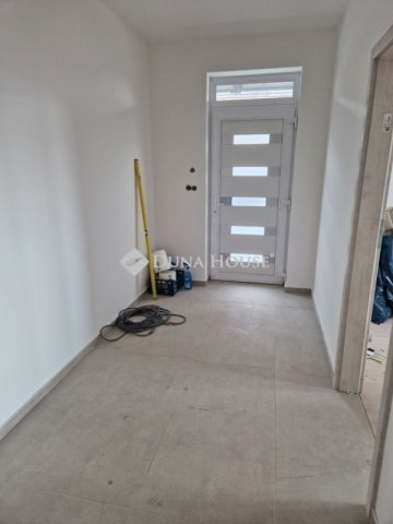 Eladó ikerház, Üllőn 120 M Ft, 4 szobás / költözzbe.hu