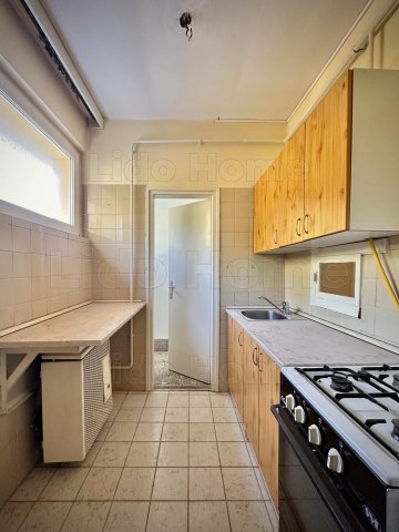 Eladó téglalakás, Siófokon 56.9 M Ft, 2 szobás