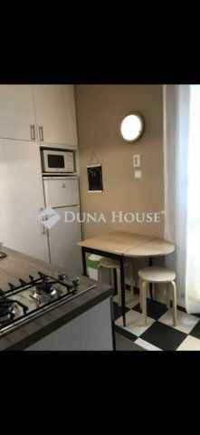 Eladó panellakás, Pécsett 63 M Ft, 2 szobás