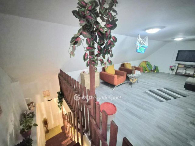 Eladó téglalakás, Tárnokon 41.9 M Ft, 1 szobás