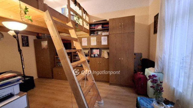 Eladó téglalakás, Budapesten, X. kerületben 43 M Ft, 1 szobás