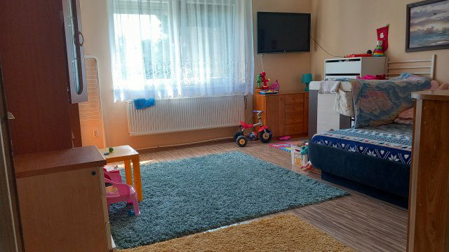 Kiadó téglalakás, albérlet, Oroszlányban 140 E Ft / hó