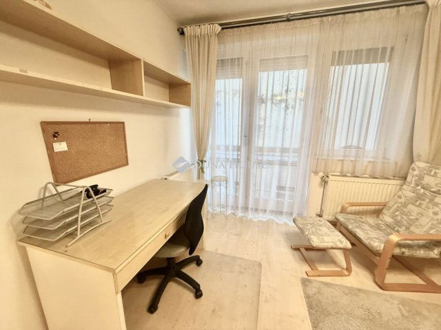 Kiadó téglalakás, albérlet, Pécsett, Jókai utcában, 2 szobás