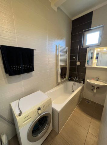 Kiadó családi ház, albérlet, IV. kerületben, Zombori utcában