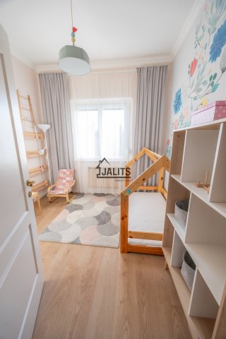 Kiadó családi ház, albérlet, III. kerületben, Szekerce utcában