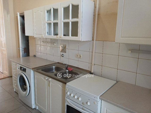 Eladó téglalakás, Budapesten, VII. kerületben 73.5 M Ft