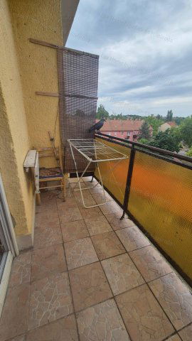 Eladó téglalakás, Oroszlányban 23.9 M Ft, 1+1 szobás