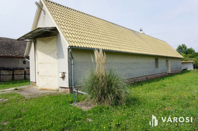 Eladó ipari ingatlan, Ráckevén 52.9 M Ft, 6 szobás