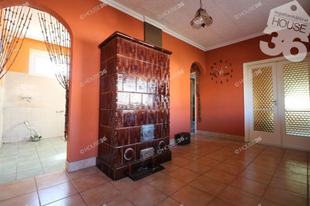 Eladó családi ház, Csengődön 23.5 M Ft, 3 szobás