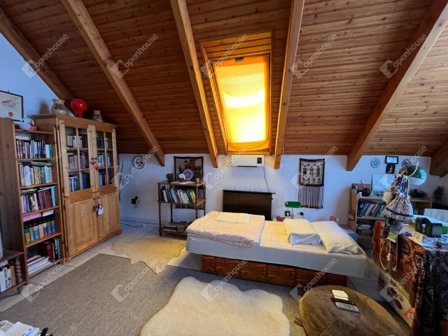 Eladó téglalakás, Sopronban 85.9 M Ft, 4 szobás