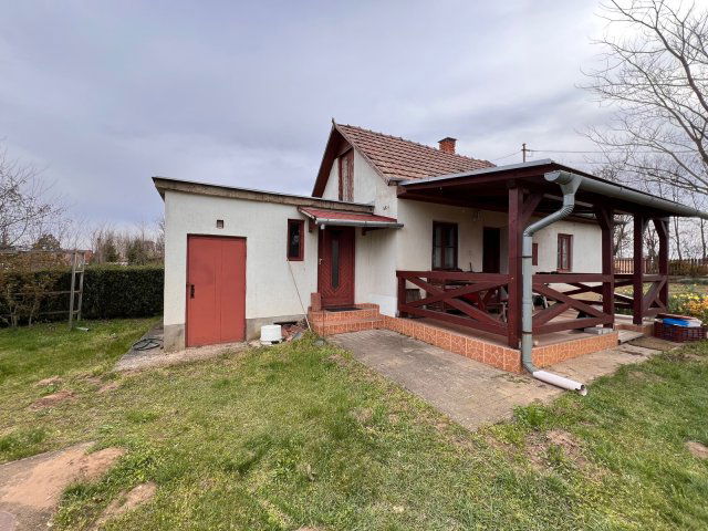 Eladó nyaraló, Nyíregyházán 19.9 M Ft, 1 szobás