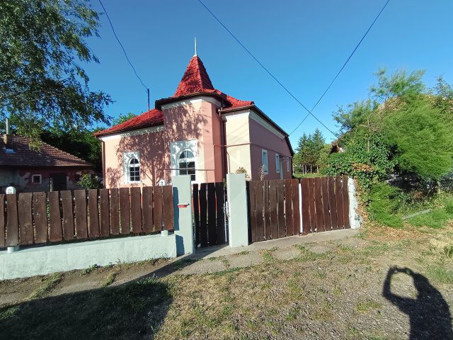 Eladó családi ház, Lőrinciben 46.5 M Ft, 3 szobás