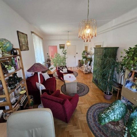 Eladó családi ház, Kecskeméten 125 M Ft, 5 szobás