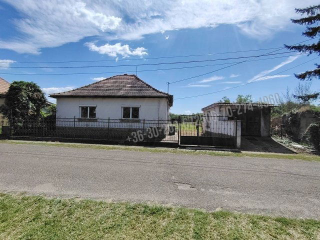 Eladó családi ház, Ipolyvecén 15.5 M Ft, 2 szobás
