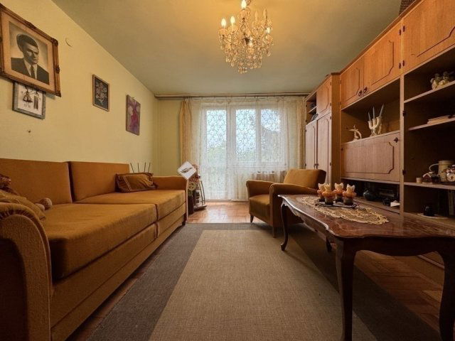 Eladó ikerház, Budapesten, XVI. kerületben 88 M Ft, 3 szobás