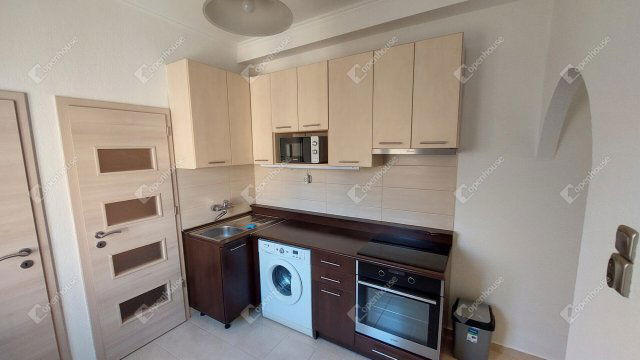 Kiadó téglalakás, albérlet, Tatabányán 160 E Ft / hó