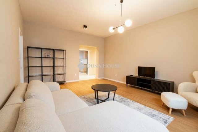 Eladó családi ház, Budapesten, X. kerületben 134 M Ft, 3 szobás