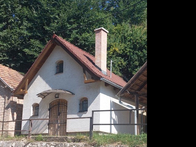 Eladó nyaraló, Csolnokon 14.5 M Ft, 1 szobás