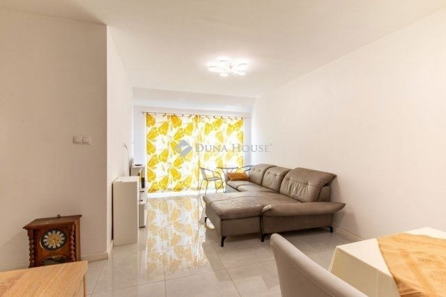 Eladó téglalakás, Hajdúszoboszlón 60 M Ft, 3 szobás