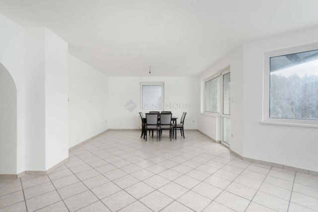 Eladó családi ház, Hegyeshalomban 97 M Ft, 5 szobás